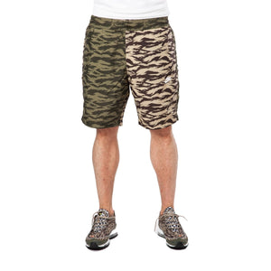 Nike NSW Printed Swoosh Woven Shorts (oliv / weiß)  - Allike Store