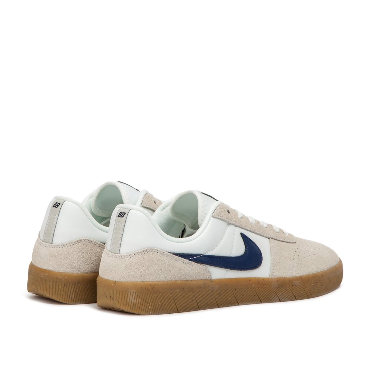 Nike sb team hot sale classic white blue