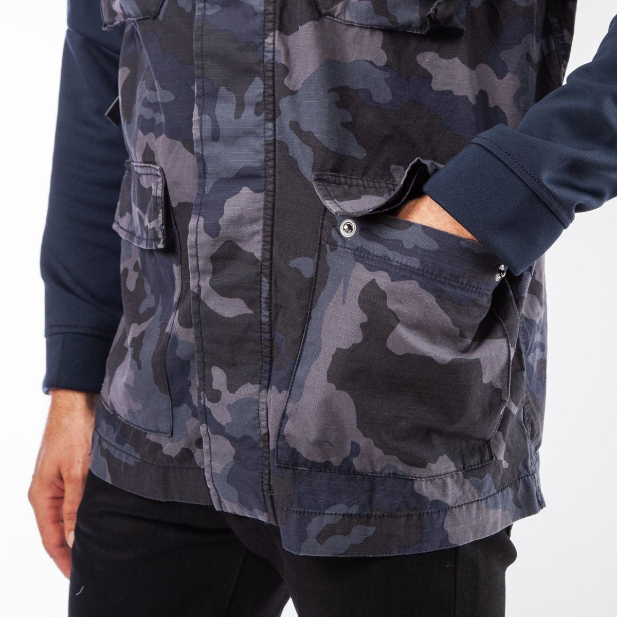 Nsw best sale camo jacket