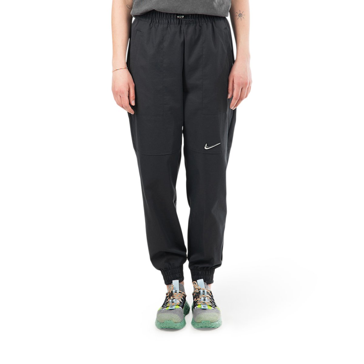 Nike WMNS Woven Swoosh Pants (Schwarz)  - Allike Store