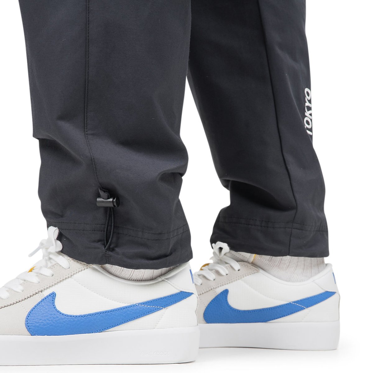 pantalon cargo nike world tour