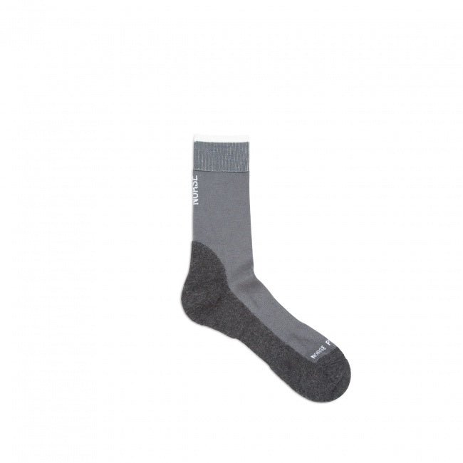 Norse Projects Bjarki Merino Tech Socks (Grau)  - Allike Store