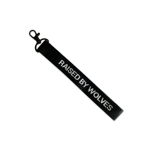 Raised By Wolves Jacquard Keychain (Schwarz)  - Allike Store