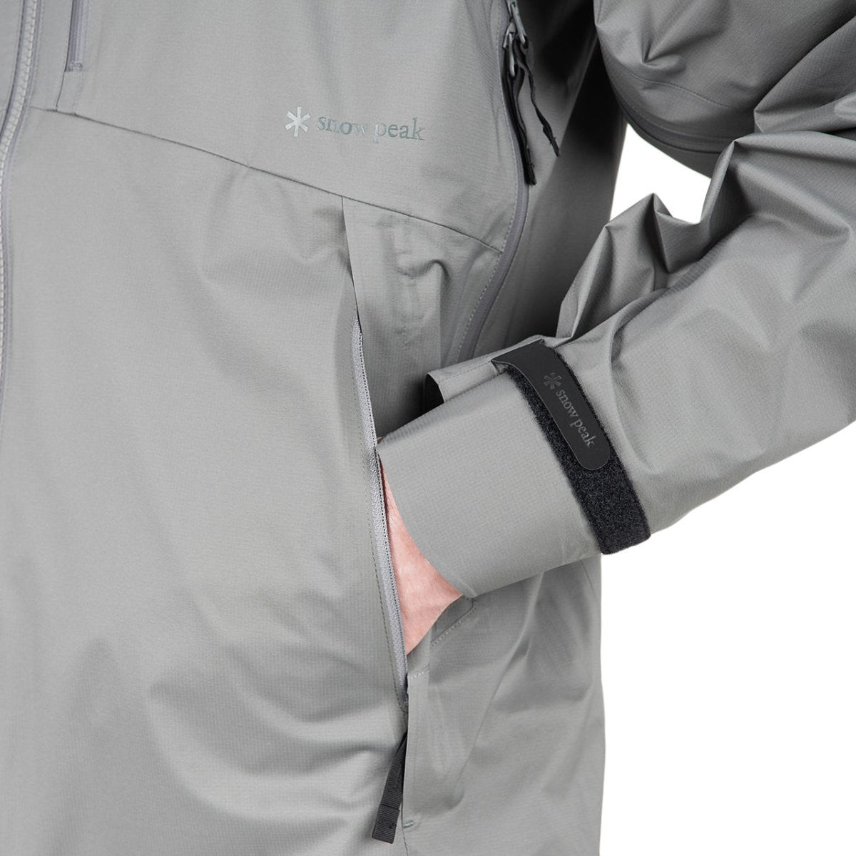 Snow Peak 2.5L Rain Jacket (Grey)