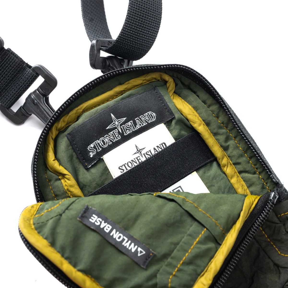 Stone Island Shadow Project Compact Pouch (Olive / Schwarz)  - Allike Store