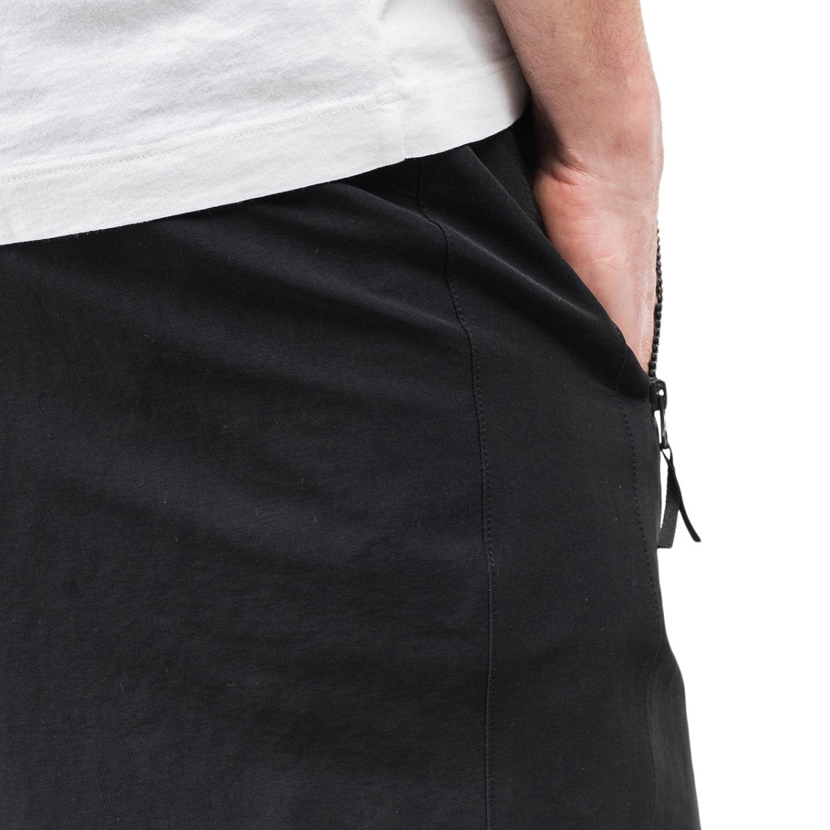 The North Face Black Box Track Pant (Schwarz)  - Allike Store