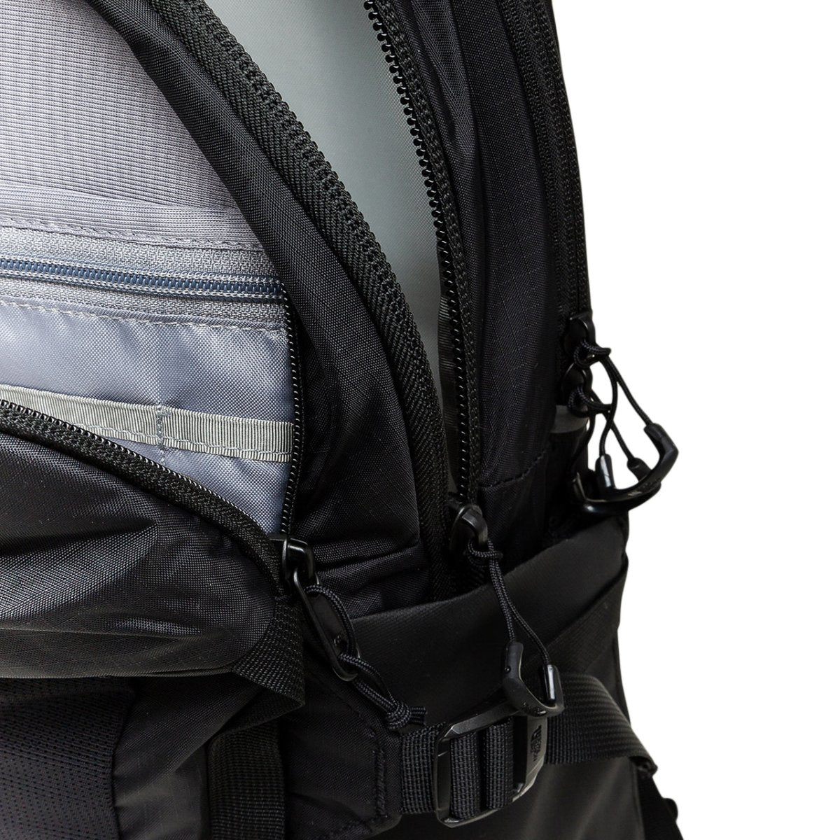 The North Face Recon Backpack (Schwarz)  - Allike Store