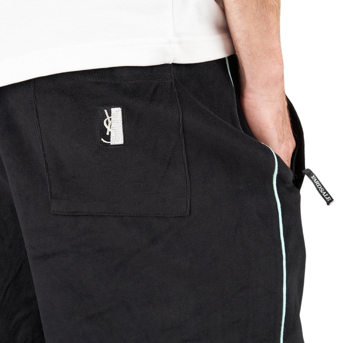 Yardsale Velour Shorts (Black) P709426 – Allike Store
