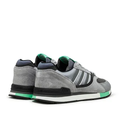 adidas Quesence (Grau / Schwarz)