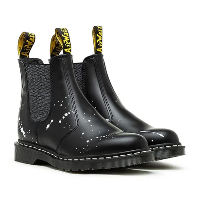 Dr. Martens x Neighborhood 2976 (Schwarz / Weiß)
