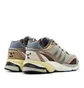adidas x Groundhog Day Supernova Cushion 7 (Grau / Beige)