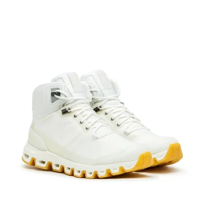 On WMNS Cloudrock Edge Raw (Weiß)
