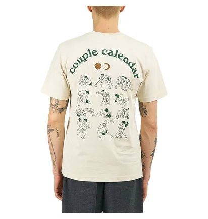 Carne Bollente Couple Calendar T-Shirt (Beige)