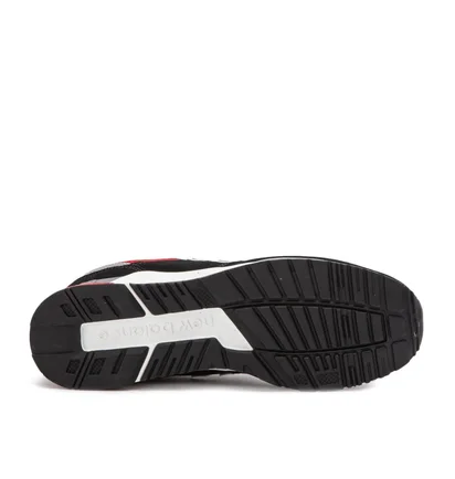 New Balance ML840 CE (Schwarz / Rot)