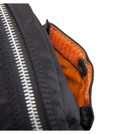 Porter by Yoshida Tanker Shoulder Bag (Schwarz)
