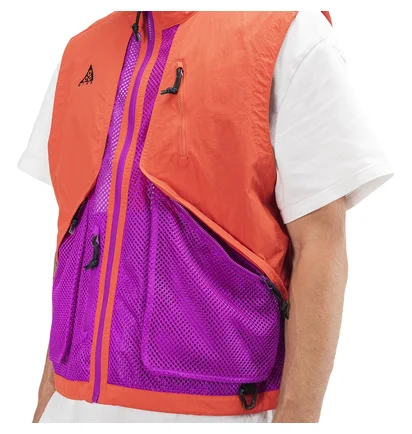 Nike ACG Vest (Rot / Lila)