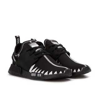 adidas x Neighborhood NBHD NMD_R1_PK (Schwarz / Weiß)