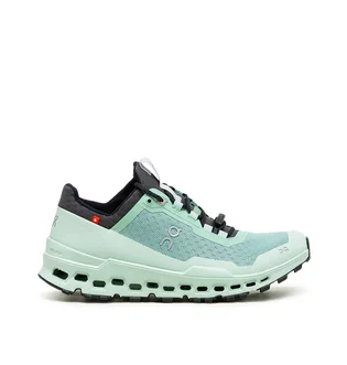 On WMNS Cloudultra (Grün / Anthrazit)