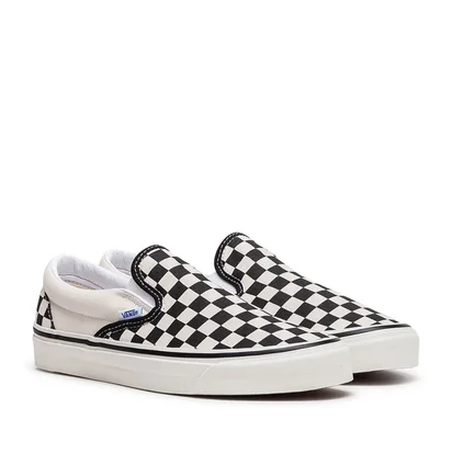 Vans UA Classic ComfyCush Slip-On (Schwarz / Weiß)