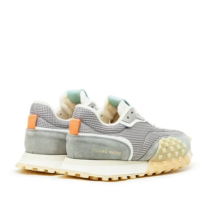 Filling Pieces Crease Runner (Grau / Weiß)