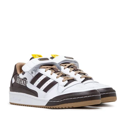 adidas x M&M's Forum Low 84 (Braun / Weiß)