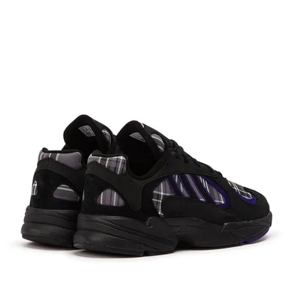 adidas Yung 1 (Schwarz /Lila)