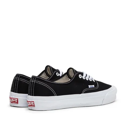 Vans Vault Authentic LX (Schwarz)