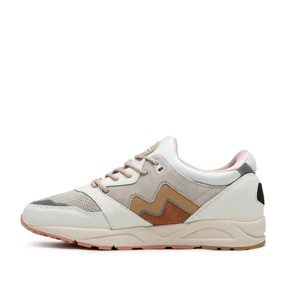 Karhu Aria 95 (Beige / Rosa)