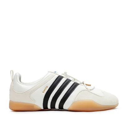 adidas x Bad Bunny Ballerina (Weiss / Schwarz)