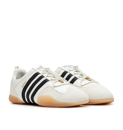 adidas x Bad Bunny Ballerina (Weiss / Schwarz)
