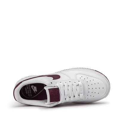 Nike WMNS Air Force 1 '07 (Weiß / Bordeaux)