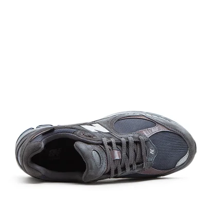 New Balance M2002RXA (Schwarz / Grau)