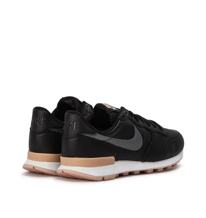 Nike WMNS Internationalist Premium (Schwarz / Nude)