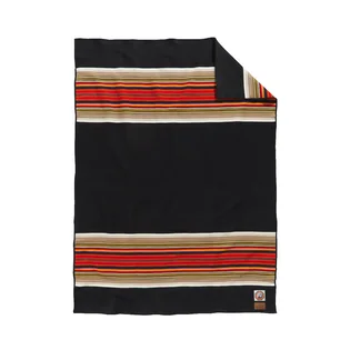 Pendleton Acadia National Park Throw with Carrier (Schwarz / Multi)