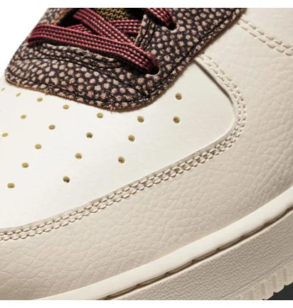 Nike Air Force 1 '07 LV8 (Beige / Braun)