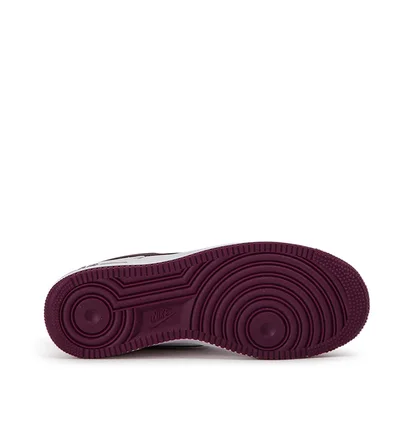 Nike WMNS Air Force 1 '07 (Weiß / Bordeaux)