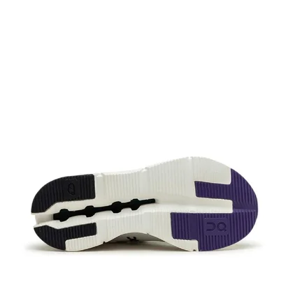 On WMNS Cloudnova (Weiß / Lila / Grün)