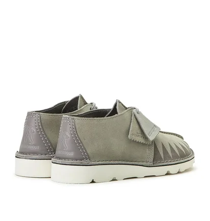 Clarks x Neighborhood Desert Trek (Grau / Weiß)