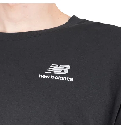 New Balance Essentials Embroidered T-Shirt (Schwarz)