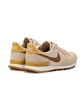 Nike WMNS Internationalist (Beige)