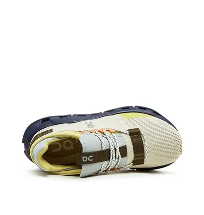 On WMNS Cloudnova (Multi)