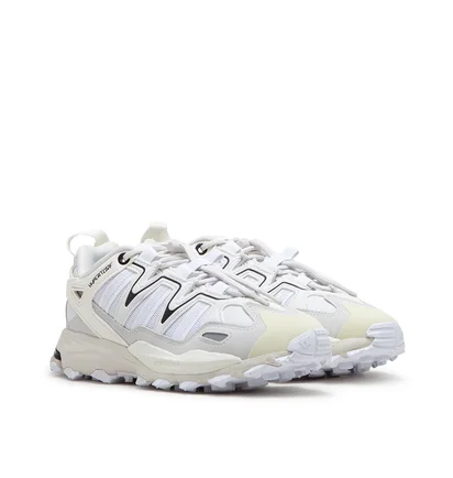 adidas WMNS Hyperturf (Beige / Weiß)