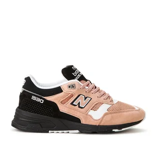 New Balance M1530 SVS 'Made in England' (Rosa / Schwarz)