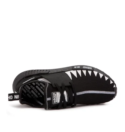 adidas x Neighborhood NBHD NMD_R1_PK (Schwarz / Weiß)