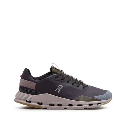 On WMNS Cloudnova Form Titanite (Braun / Beige)