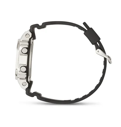 Casio G-Shock GM-5600-1ER (Silber / Schwarz)