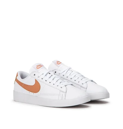 Nike WMNS Blazer Low LE (Weiss / Rose Gold)