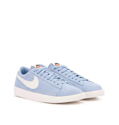 Nike WMNS Blazer Low SD (Blau / Sail)