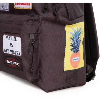 Eastpak x Pleasures Padded (Schwarz)