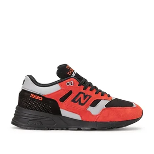 New Balance M1530 LA 'Made in England' (Rot / Schwarz / Grau)